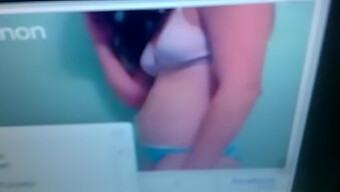 18+ Omegle Genç Karşılaşmaları